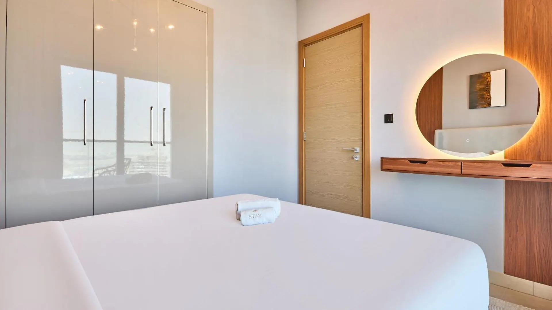 Stay By Latinem Luxury 1Br Holiday Home W 2709 Near Burj Khalifa Dubai
